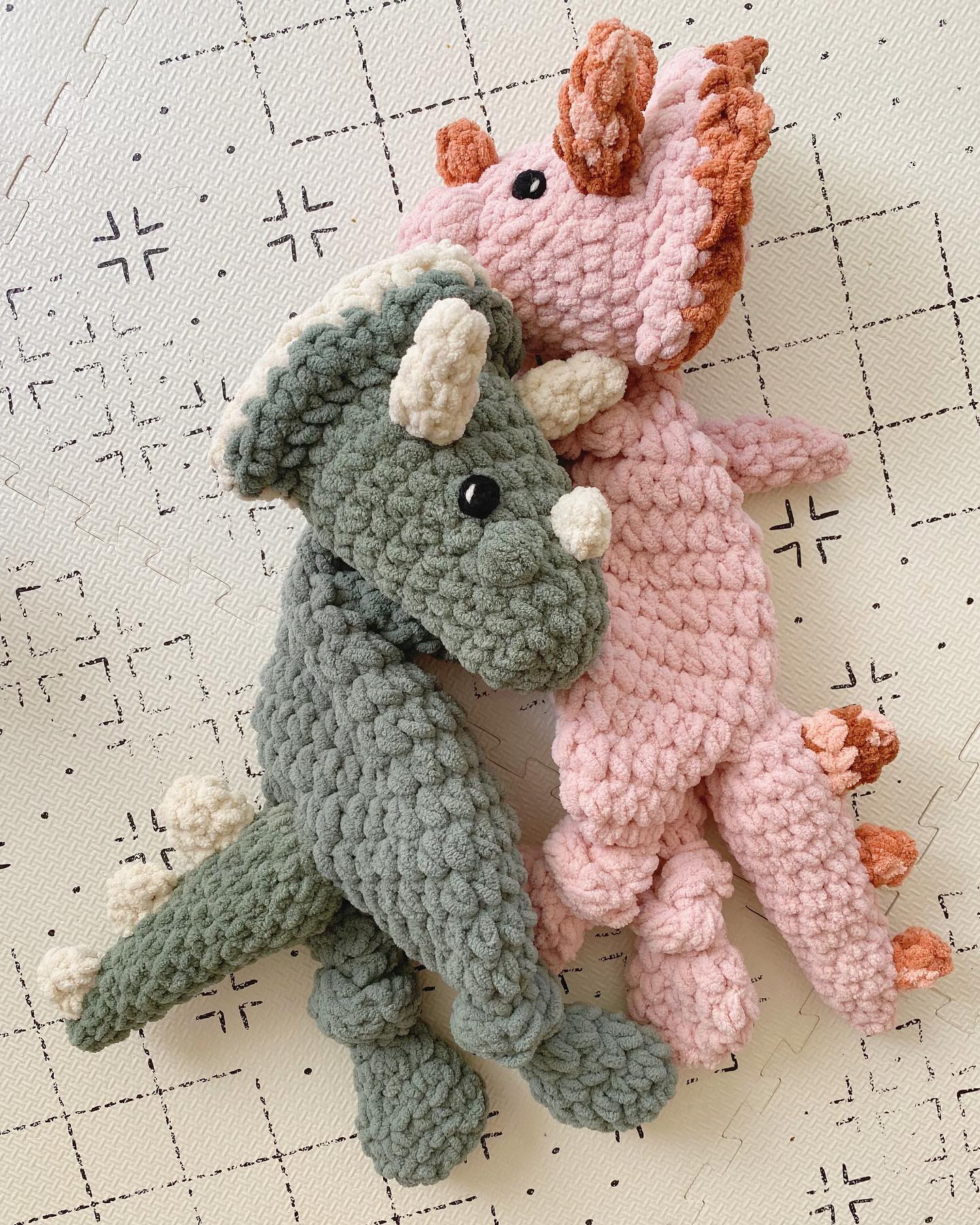 giveaway closed: congrats to the winner @abreybrey 🎉✨