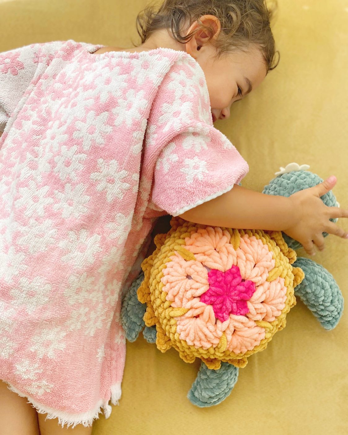 salty beach hair + vintage towel dresses + boho crochet turtles 🌴