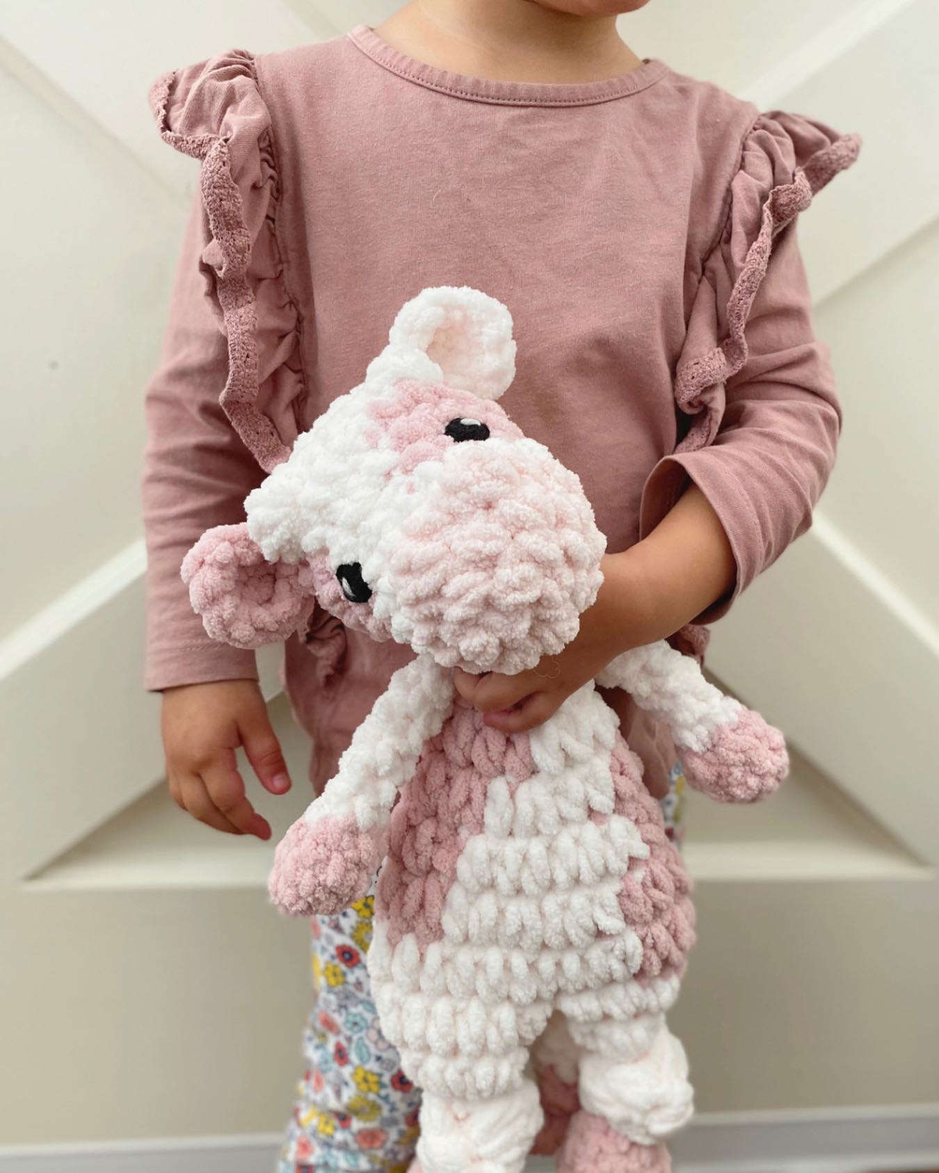 customer fav: strawberry cows 🍓 