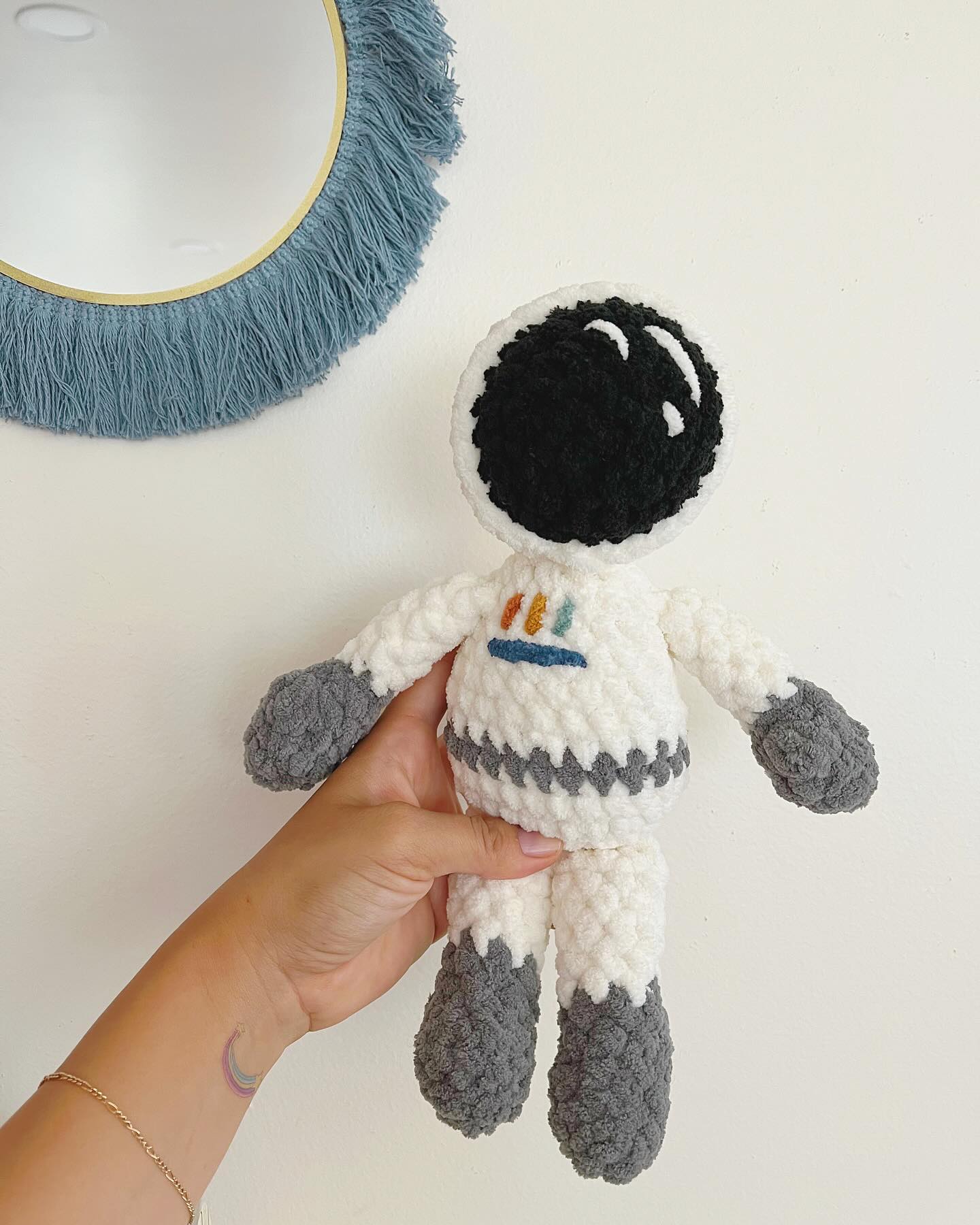 blasting off to a new baby boy 🚀