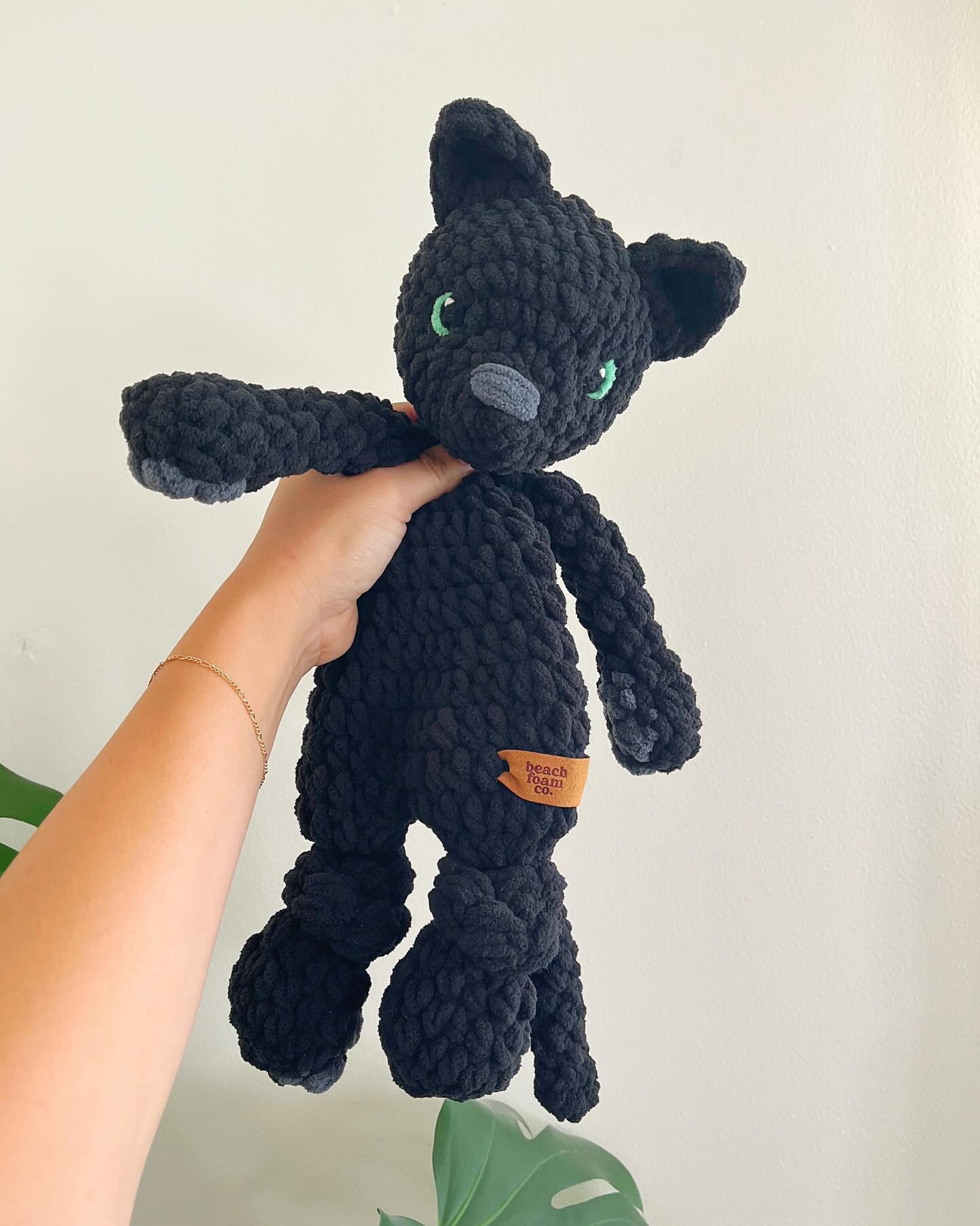 must be the season of the witch 🐈‍⬛🔮✨