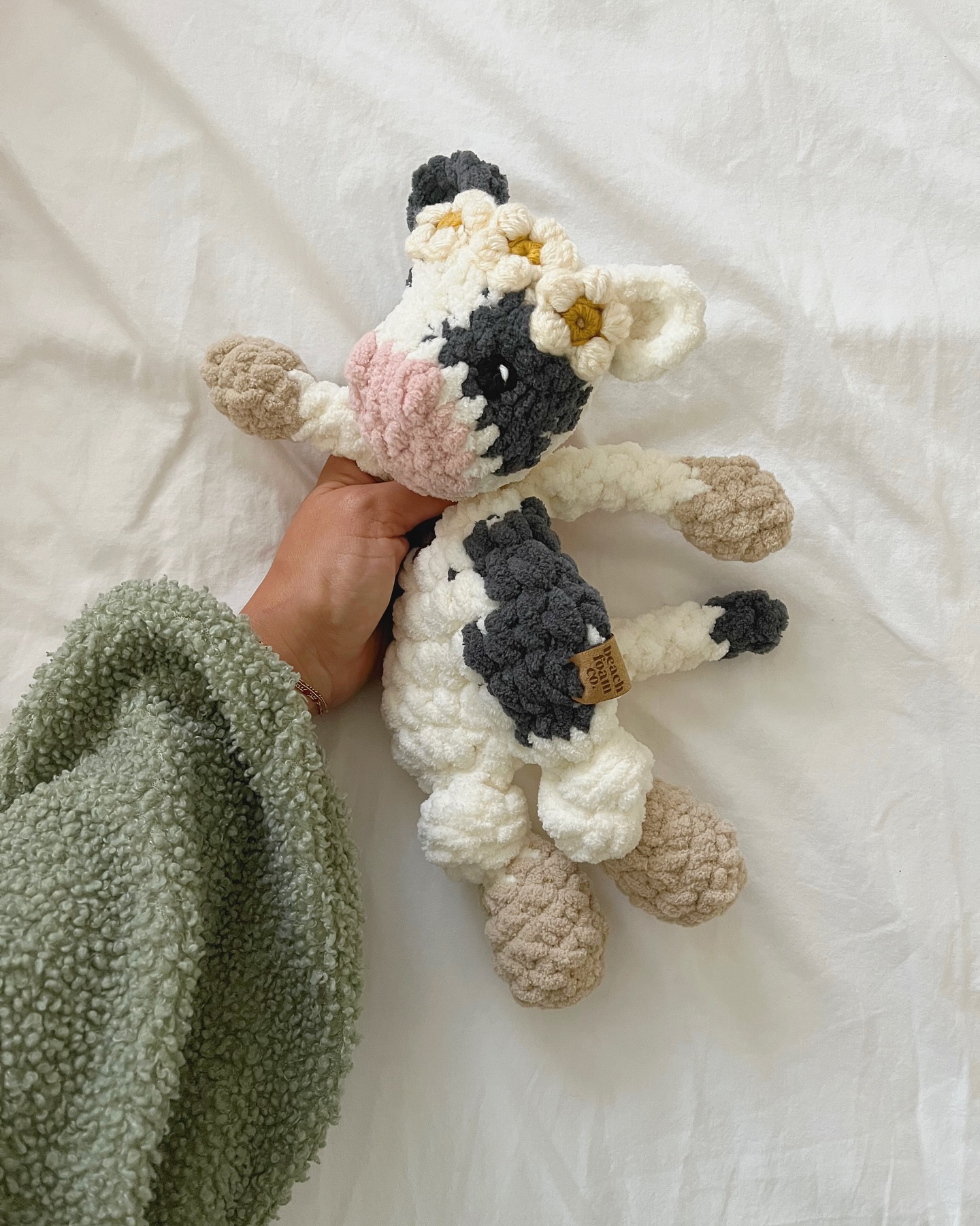 🌼 introducing… daisy cow 🌼