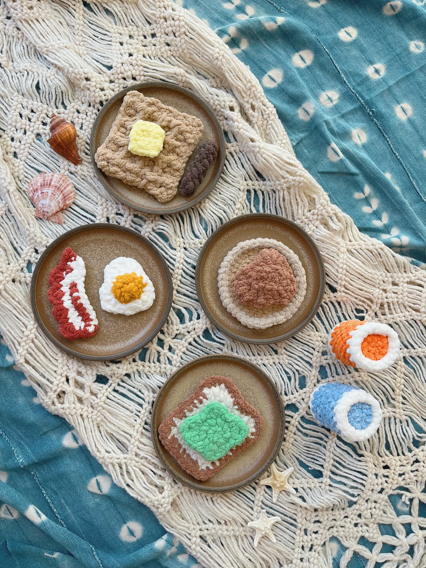 🥓🍳 breakfast is served! ☀️🐚