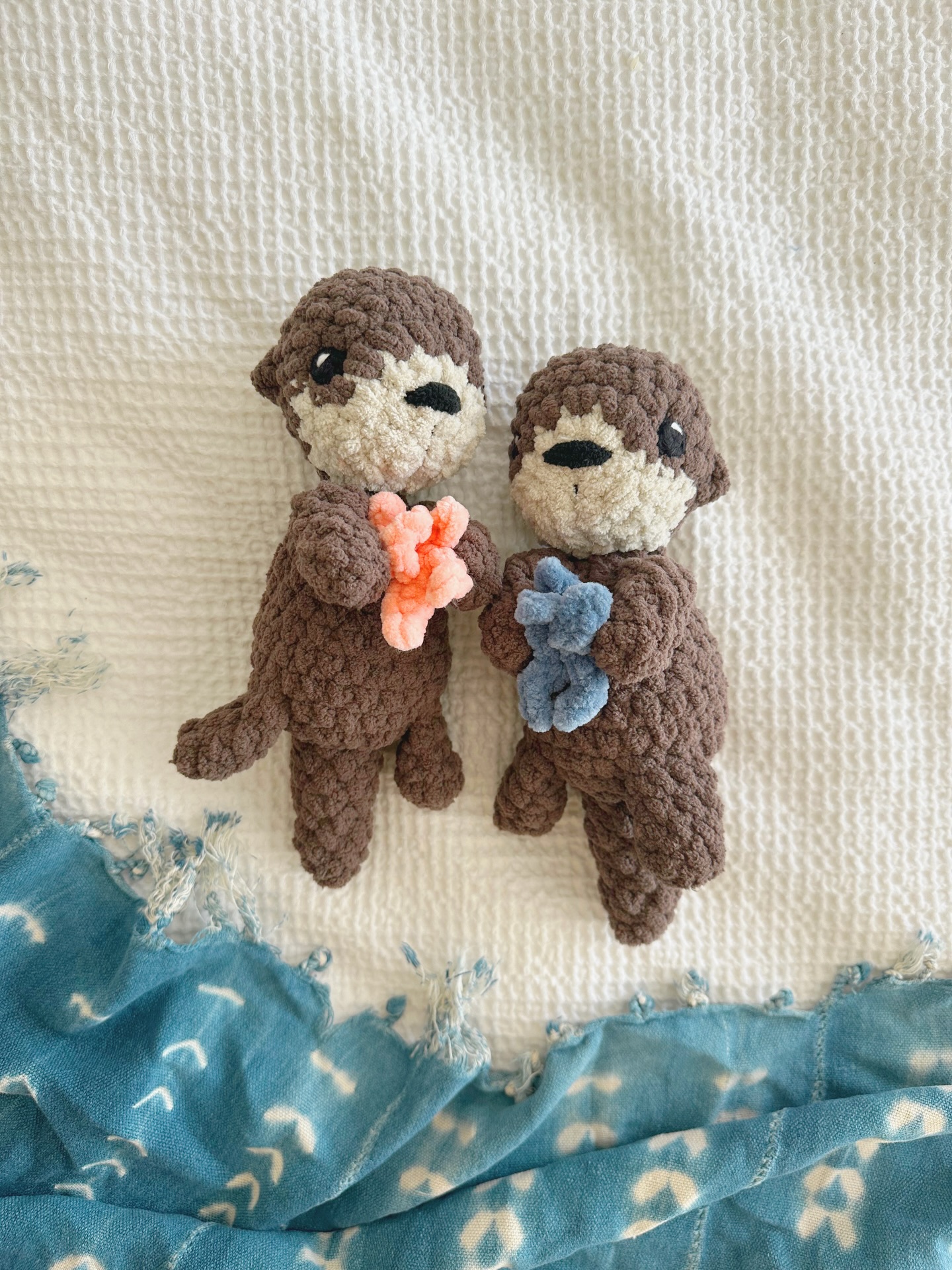 otter plushies on repeat 🌊